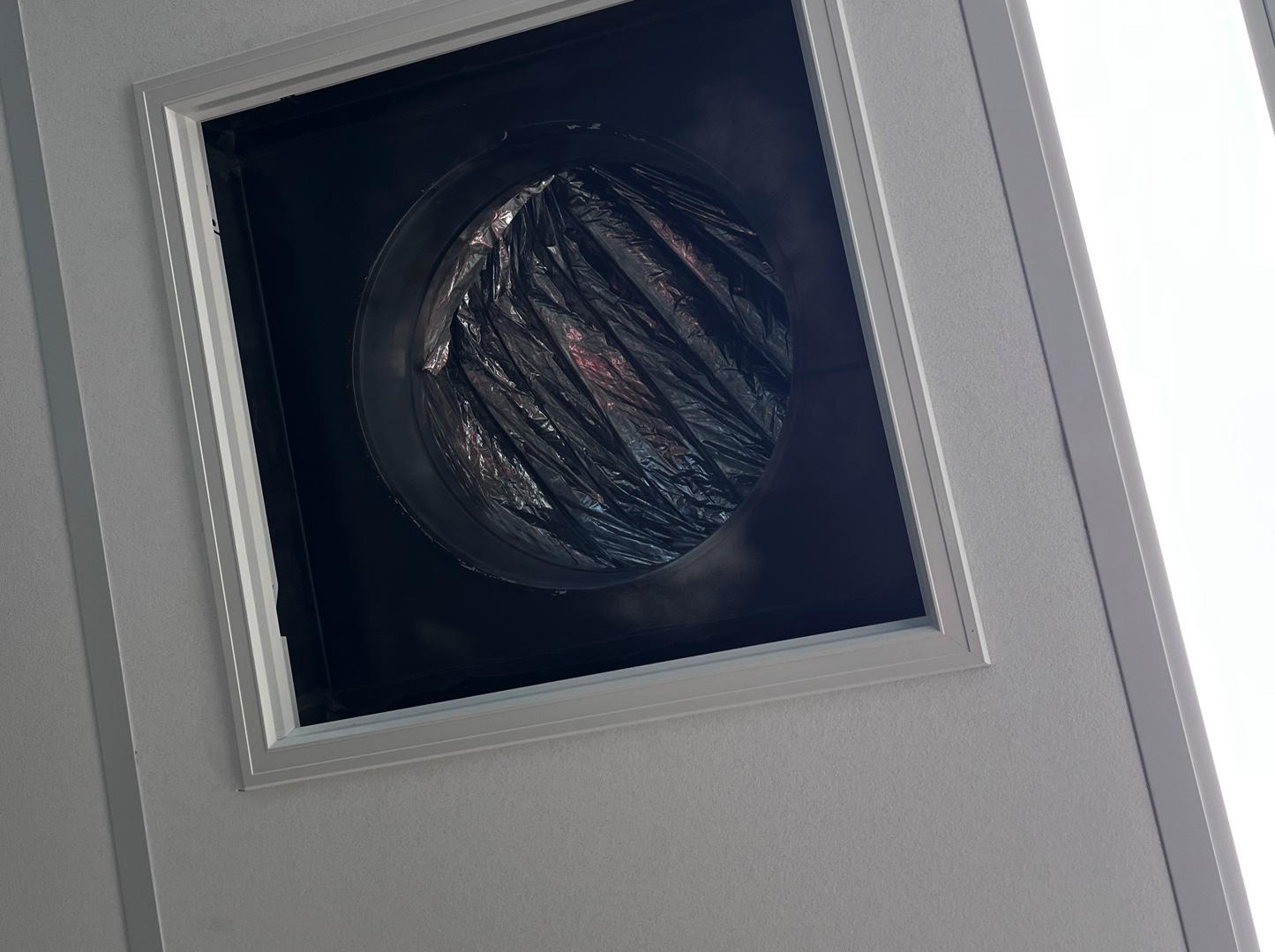 Plenum box clash